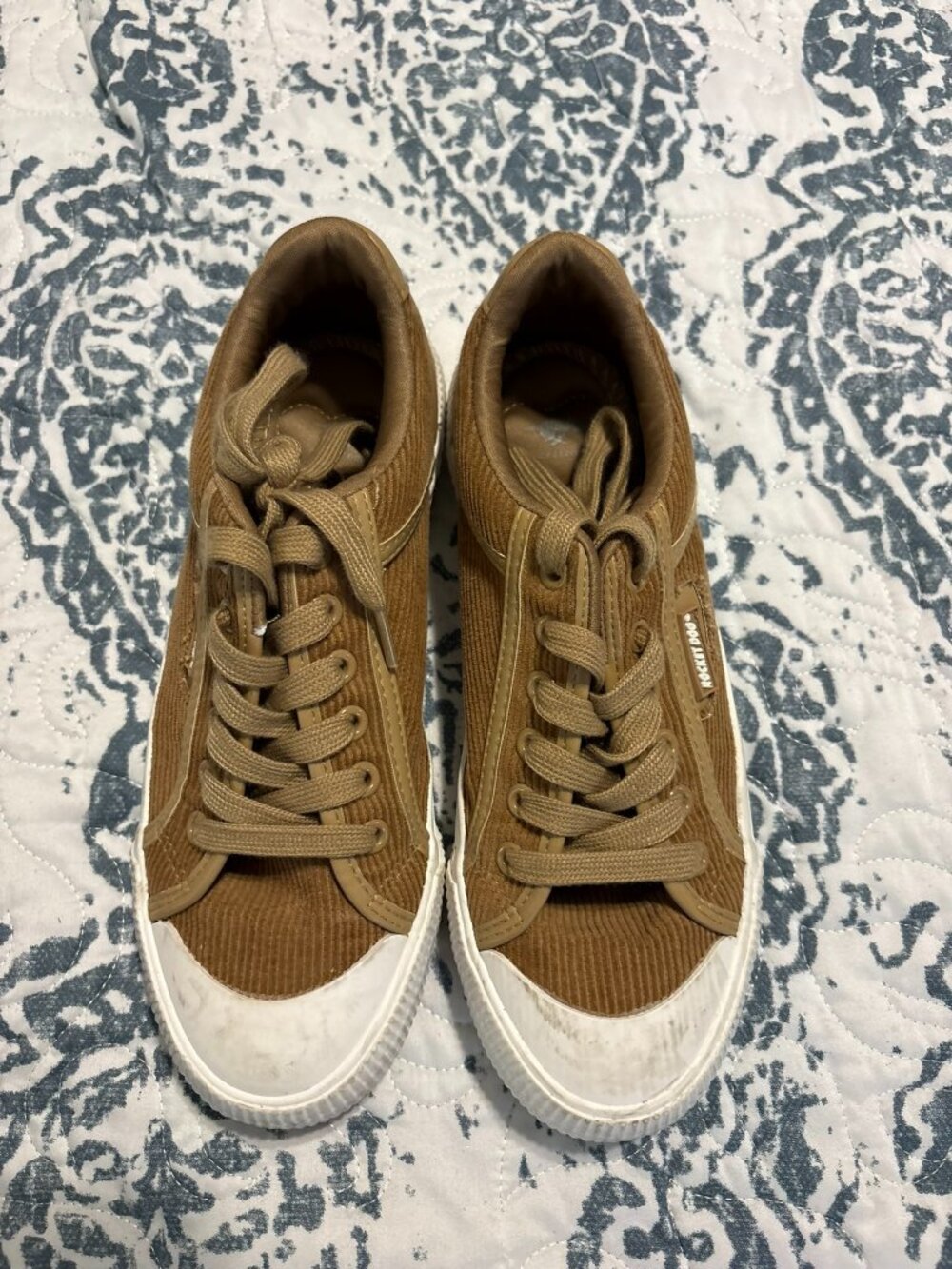 🐾 Rocket Dog "Cheery" Tan Corduroy Comfort Sneakers 🐾
